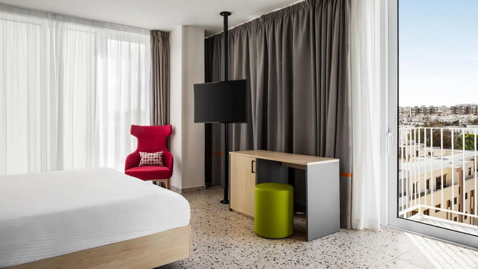 Quadro Hotel, Trademark Collection By Wyndham Saint Julian's 0*,  Malta