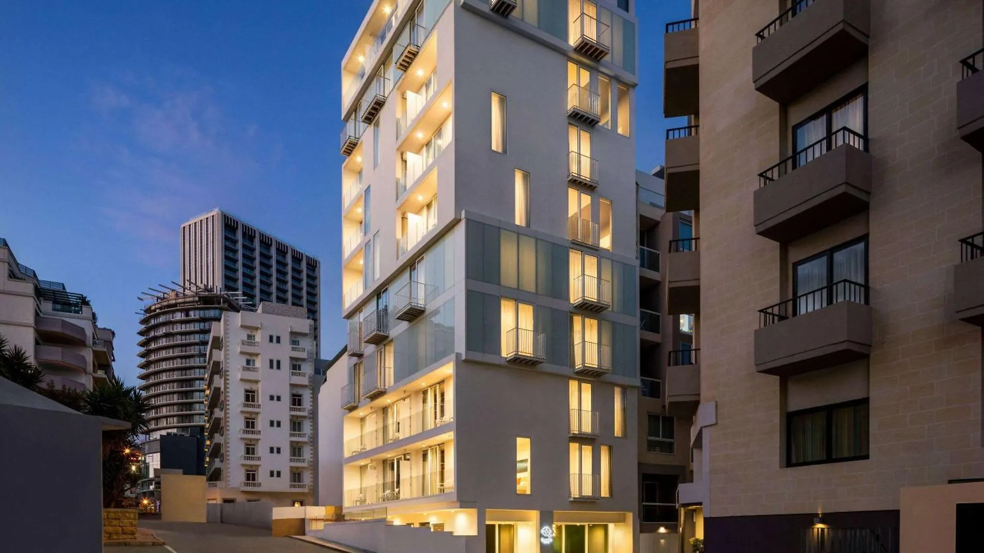 Quadro Hotel, Trademark Collection By Wyndham Saint Julian's 3*,