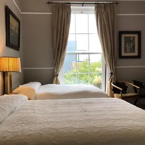 *** Guest house Harveys Ireland