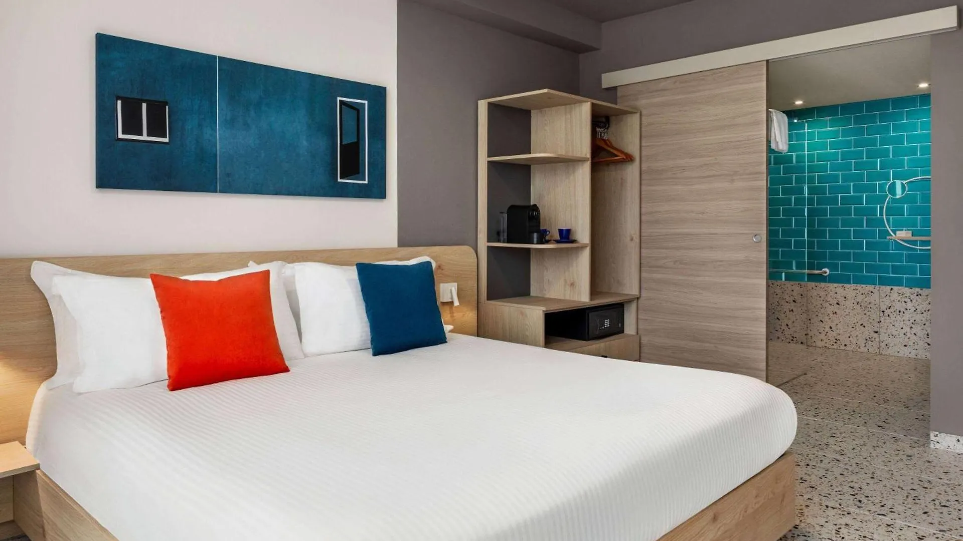 *** Hotel Quadro Hotel, Trademark Collection By Wyndham Saint Julian's Malta